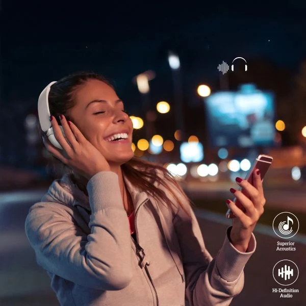 Audífonos Argom Ultimate Zone ARG-HS-2682BG Over-Ear Bluetooth 5.4 - Cancelación Activa Ruido ANC - 55h Batería - Beige - Image 3