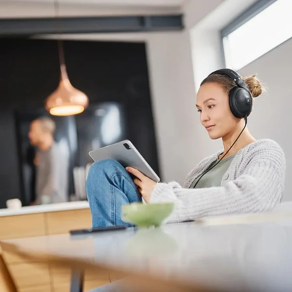 Audífonos Sennheiser HD 620S Headphones - Black - Image 9