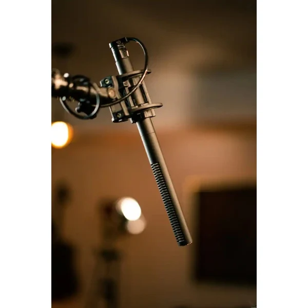 Micrófono Sennheiser MKE 600 Camcorder Shotgun Microphone with Carrying Case Shock Mount Foam Windscreen - Black - Image 3