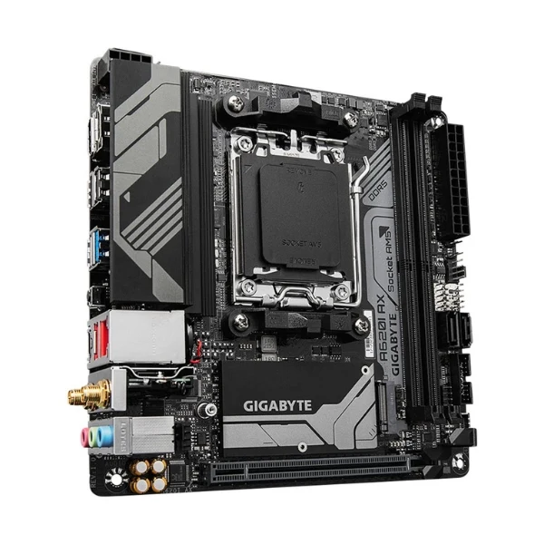Tarjeta Madre Gigabyte A620I AX AMD AM5 Mini-ITX - Image 3