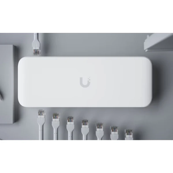 Switch Ubiquiti UniFi USW- Ultra Network 8 Puertos - PoE+ y PoE++ - Compacto y Versátil - Image 8